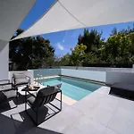 Azur Hotel