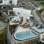 El Verano Suites