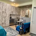 Athens Victoria'S Studio