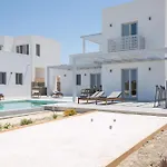 Beautiful Paros Villa 1 Bedroom Villa Rock Private Jacuzzi Garden View Naousa