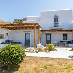 Big Blue Suites & Apartments
