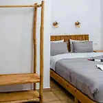 Livadia Apt B Paros