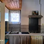 Roof Studio In Halandri