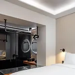 Amazon Hotel