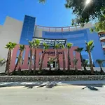 Konstantinos Palace