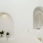 Nano Oia Villas