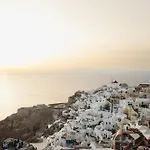 Nano Oia Villas