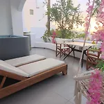 The Muses Of Santorini Private Jacuzzi Suites