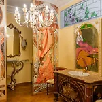 Eclectic 4-Bed, 4-Bath Apt In Central Athens - Ak1