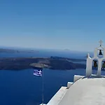 Amazing Room On The Cliff