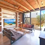 Sea View Garden Suites