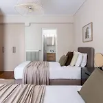 Light-Filled 3Br Flat In Marousi By Upstreet