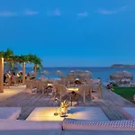 Golden Beach Hotel