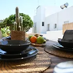 Seaera Luxury Tinos Apartment