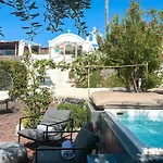 Elysian Santorini