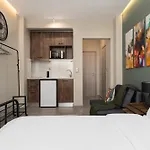 Aristotle Spot, City View Apartment By Binobi!