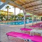 Giakalis Aparthotel
