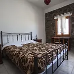 Archangelos Mesta House