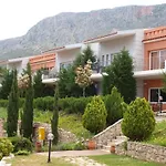 Thalassa Hotel & Spa