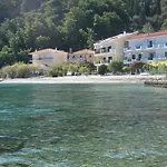 Avlakia Beach Studios & Apartments