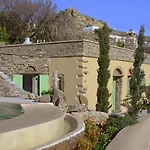 Villa Tripotamos