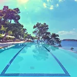 Arion Resort & Spa, Astir Palace Beach Athens