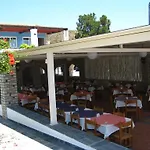 Zefiros Beach Hotel