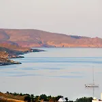 Myconian Princess Luxury Villas