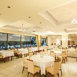 Nefeli Hotel