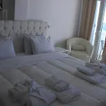 Maroulina'S Boutique Studios & Apartments