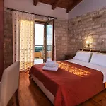 Enastron Villas