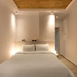 Akrotiraki Hotel