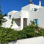 Christo Rooms & Studios