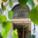 Athens Atrium Hotel y Suites