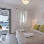 Villa Aqua