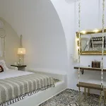 Gorgona Traditional 1