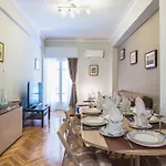 Kiko Vintage Apartment,Near Metro & Bus Station.