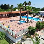 Sandy'S Studios Apartments & Log-Villas