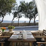 Almira Suites - Seafront - Naousa Paros