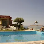 Sunset Apartments & Studios