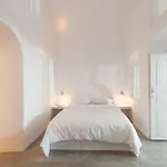 Evmenia Luxury Cave Villa