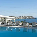 Voula Apartments & Rooms