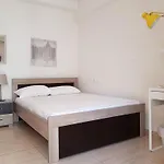 Errathens Zephyr Apartment - Athens Center, 3 Bd, 1 Bath