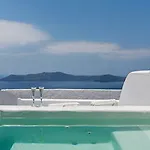 Aura Suites