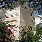 Dryoussa Apartments