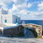 Cavo Delos