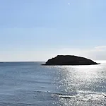 El Mar, 2 Bdr Seaview Apartment, 7 Min From Beach