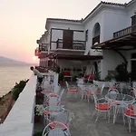 Mirini Hotel