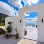 Sirigos Villa