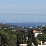 Aiolos Hotel